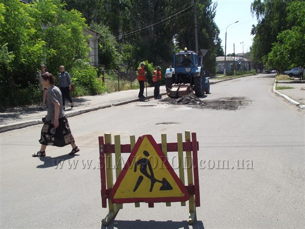 В Славянске общественность жалуется на дорожников