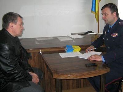 1 июля на связи с народом будет замначальника милиции Донецкой области.Жители Славянска могут задать свои вопросы по телефону