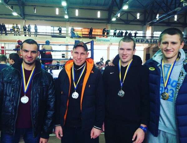 Спортсмены из Славянска успешно представили город на чемпионате Украины по кикбоксингу 