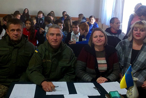 В школах Славянска прошли уроки мужества от гвардейцев отдельной Слобожанской бригады