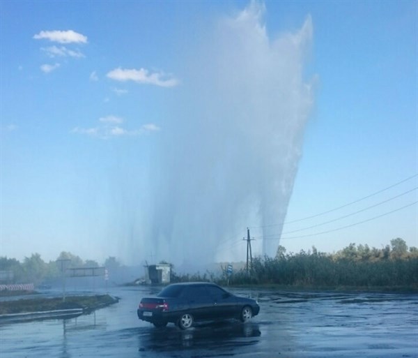 Крупную аварию, из-за которойСлавянск остался без воды, начнут устранять только после проведения саперных работ