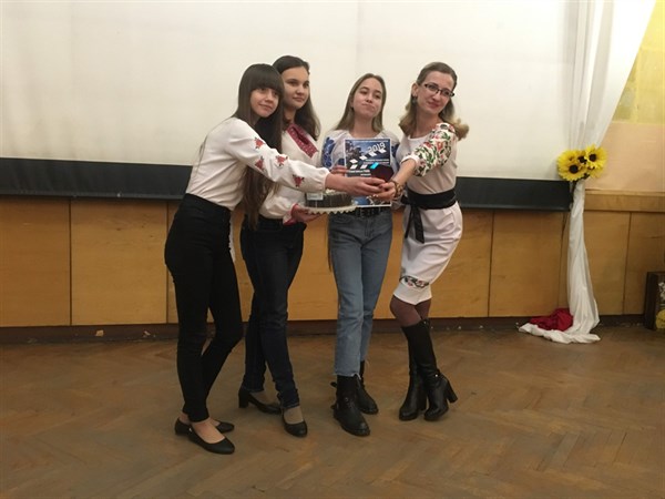 Ребята из ОШ №1 Славянска победили в кинофестивале "С любовью к родной школе"