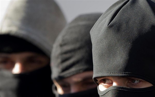 Банда людей в масках, которые ограбили жителя Славянска, рассекречена 