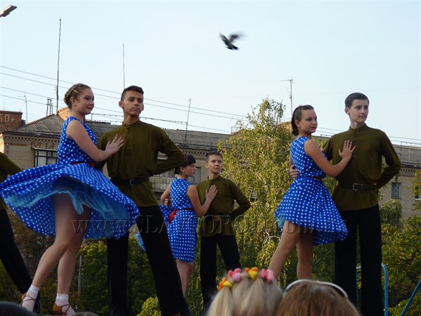 Послевоенный День города Славянска - 2014! Как жители города 369-ю годовщину отпраздновали. Фоторепортаж