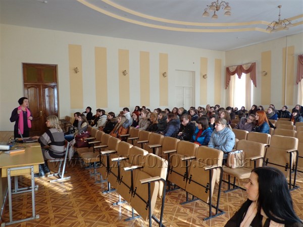 Чтобы «так не получилось»: славянским студентам рассказали о том, как нужно предохраняться, чтобы избежать нежелательной беременности 
