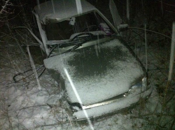 В Славянске из-за снегопада в ДТП пострадали четыре человека, в том числе и 10-летняя девочка