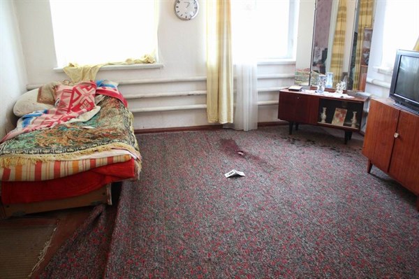 В Славянске квартирант похоронил в погребе под мусором хозяина дома