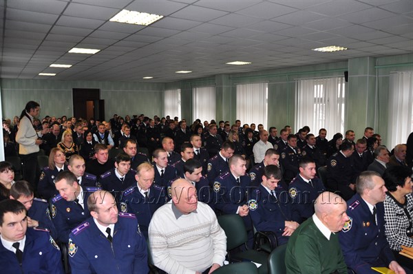 Славянские милиционеры отгуляли свой профессиональный праздник