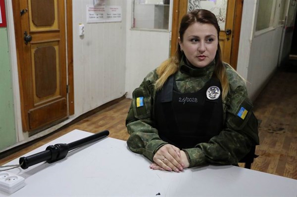 Офицер полиции Нина Сушкова рассказала, почему бросила службу в режимно-секретном подразделении в Макеевки, переехала в Славянск и стала участковым