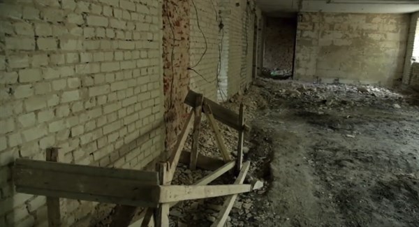«Хапремонт»: журналисты искали в Славянске, куда делись деньги Евросоюза на ремонт общежитий для переселенцев 