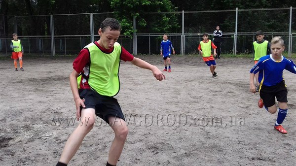В Славянске устроили спортивный  праздник для детей