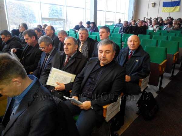 Секретарем Славянского городского совета избран депутат от Оппозиционного блока Жан Ким