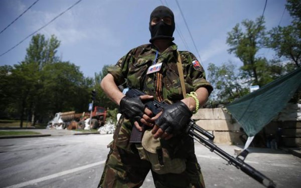 Сотрудники милиции Славянского ГО продолжают проведение мероприятий по установлению лиц, состоящих в незаконных вооруженных формированиях