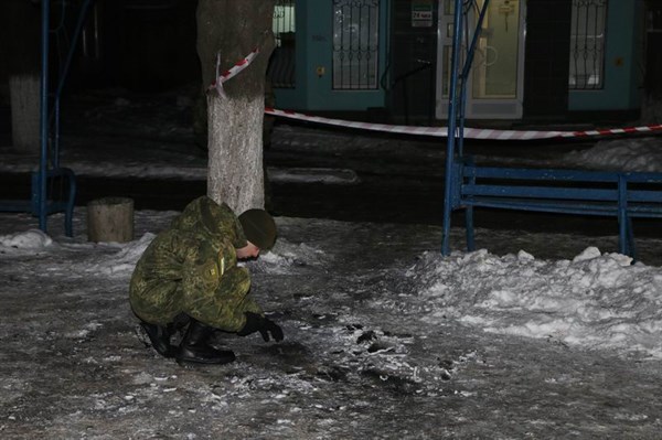 Славянские полицейские проводят проверку по факту взрыва на территории местной больницы. Комментарий начальника горотдела (ФОТО, ВИДЕО)