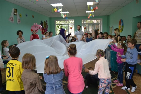 Для детей-инвалидов в Славянском Центре социальной реабилитации 1 июня организовали праздник