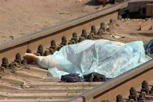 Тело лежало с одной стороны рельсов, а голова с другой: в Славянске на железной дороге нашли труп неизвестного мужчины