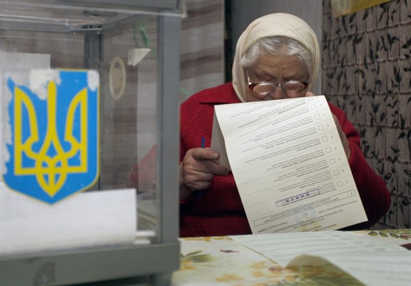 Явка избирателей в Славянске составила 27,99%
