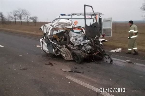 31 декабря около 6.00 на автодороге Славянск-Донецк-Мариуполь произошла жуткая авария. Есть жертвы