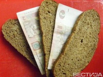 Куда мир катится: славянцы одалживают деньги на хлеб у мэра города