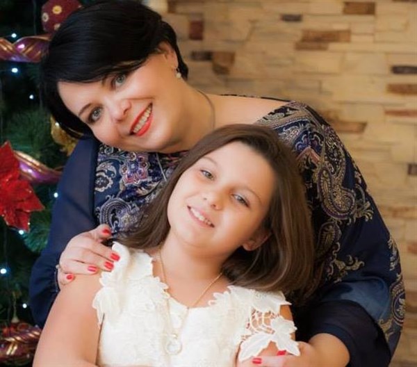 Энергия успеха: бизнес истории: Елена Репа в 6 лет сама себя записала в школу, в 16 - начала работать, а в тридцать - создала первый в Славянске супермаркет