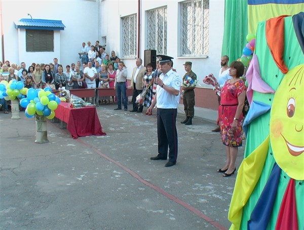 1 сентября в Славянске милиция побеседовала со всеми школьниками