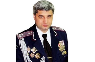 Донецкие активисты требуют привлечь к ответственности экс-заместителя начальника Славянского горотдела милиции Максима Кириндясова