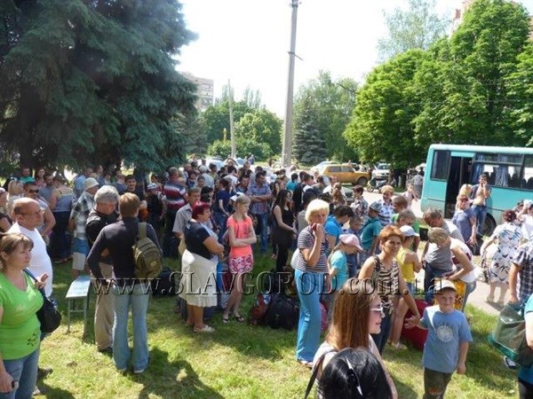 Отчет об эвакуации детей Славянска на оздоровление