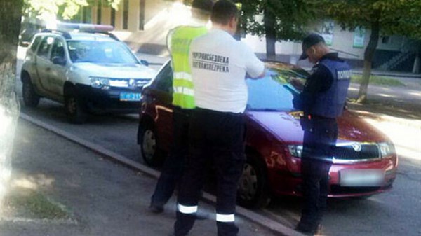 Пьяный водитель в Славянске пытался скрыться от полицейских