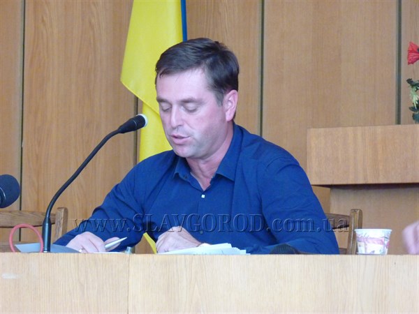 Павел Придворов поручил депутатам Славянска заняться вопросами переселенцев из зоны боевых действий 
