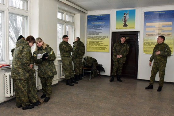 В Донецкой области более 3,5 тысяч полицейских прошли переаттестацию 
