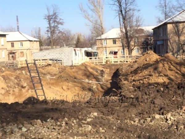 Восемь семей в Николаевке, которые остались без дома во время войны, летом должны получить новое жилье