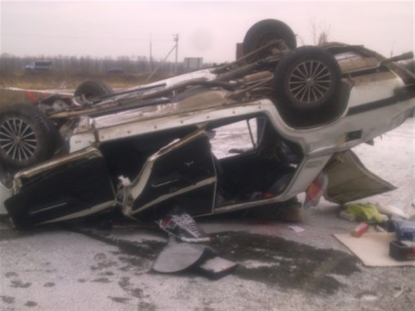 Смертельное ДТП на трассе «Славянск-Донецк-Мариуполь»: 3 человека погибли, 1 – травмирован