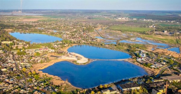 Славянск планирует создать рекреационную зону на Горячем озере 