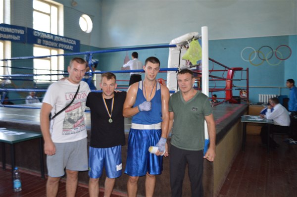 Боксеры из Славянска удачно выступили в Артемовске. Есть призовые места