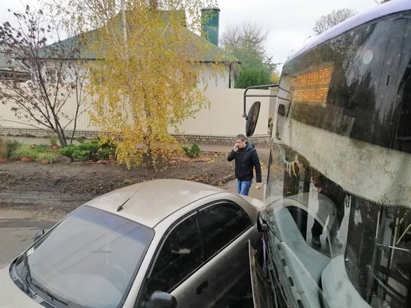 В Славянске водитель "Ланоса" врезался в троллейбус