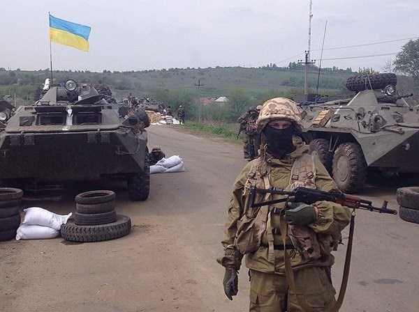 РНБО: Нацгвардия предотвратила прорыв диверсантов в поселке Донецкое под Славянском