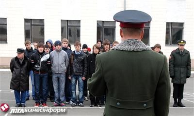 В Славянске с января стартует приписка юношей к призывным участкам.