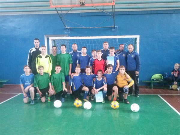 В Славянске команда «Славхлеба» выиграла региональный турнир по мини-футболу