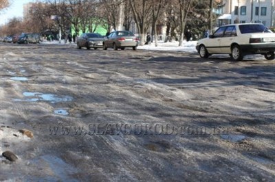 "В Славянске дороги ушли вместе со снегом": горожане готовы бороться любыми методами с властью, которая игнорирует дороги
