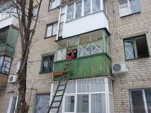 В Славянске задержаны мародеры, которые грабили квартиры в пострадавшей пятиэтажке 