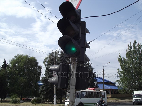 МВД дало «зеленый свет»: светофоры станут коммунальной собственностью Славянска
