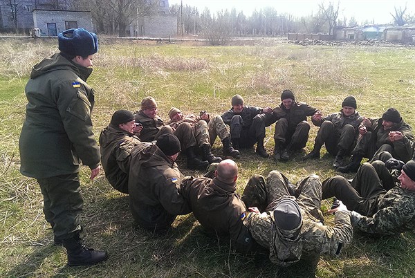 В Славянске психологи проводили психотренинги для военных Нацгвардии