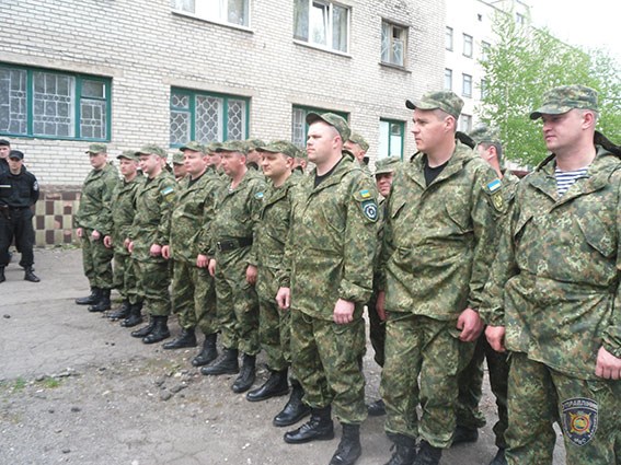 Десятая смена сотрудников МВД Украины на юго-западной железной дороге прибыла в Славянск 