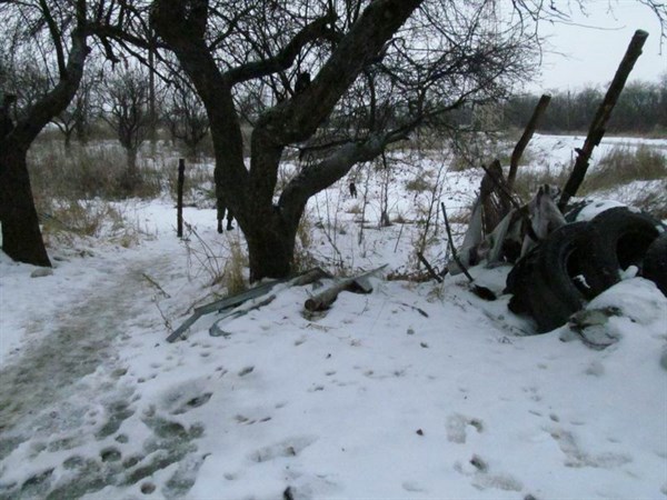 На границе Славянского района на блокпосту в ста метрах от дороги обнаружен блиндаж с боеприпасами