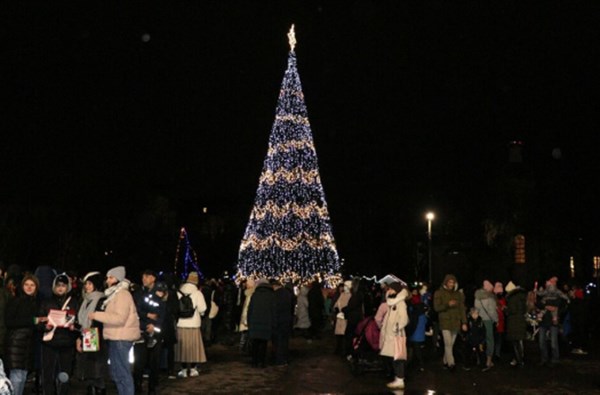 На главной площади Славянска 31 декабря мероприятия не планируются