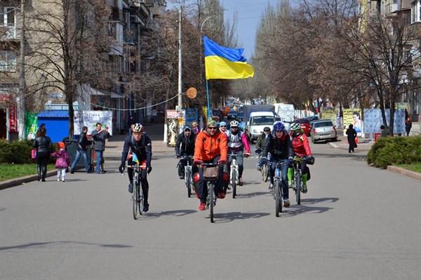 Вчера Славянск посетили участники велопробега  «За единую Украину», которые проехали через Киев-Полтаву-Харьков-Донецк (ВИДЕО)