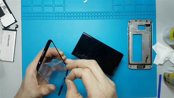Замена стекла Samsung Galaxy S7 Edge в Киеве 