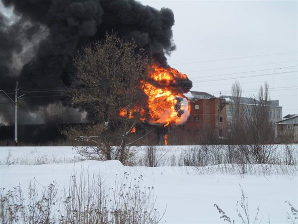 Пожар на территории бывшей карандашной фабрики в Славянске полиция квалифицировала как умышленный поджог