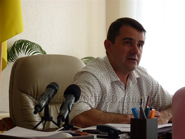 Мэр Славянска Вадим Лях рассказал, почему до сих пор не готовы инфраструктурные  проекты, по которым в городе должны начаться масштабные ремонты