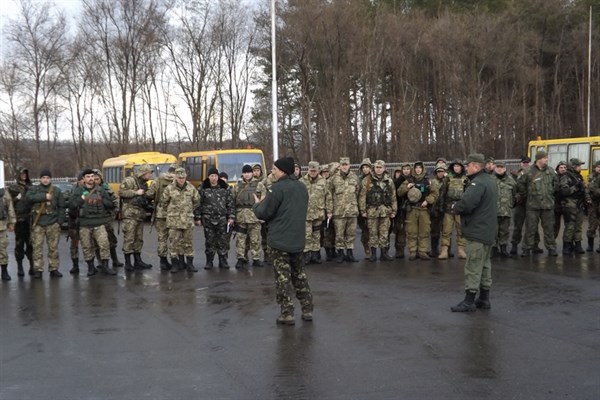Представителей силовых структур и правоохранителей в Славянске учили, как правильно  проводить  осмотр транспортных средств 